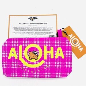 Hello Kitty x Aloha Collection Hawaii Exclusive Pink Palaka Pouch NWT